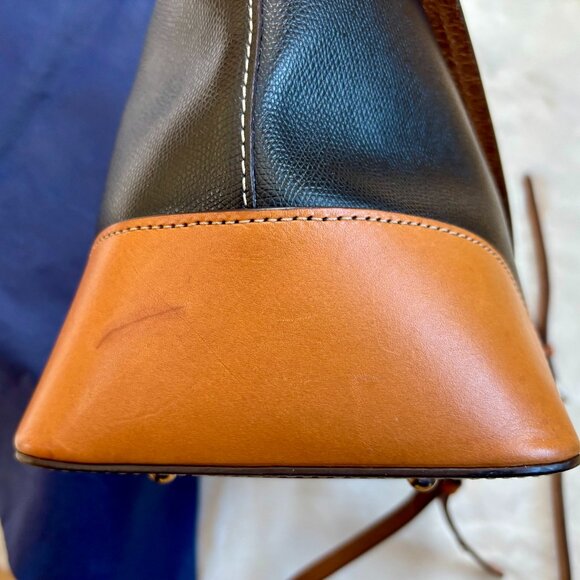 Dooney & Bourke Claremont Leather Black/Brown Domed Satchel/Crossbody/Sh… - Picture 9 of 16